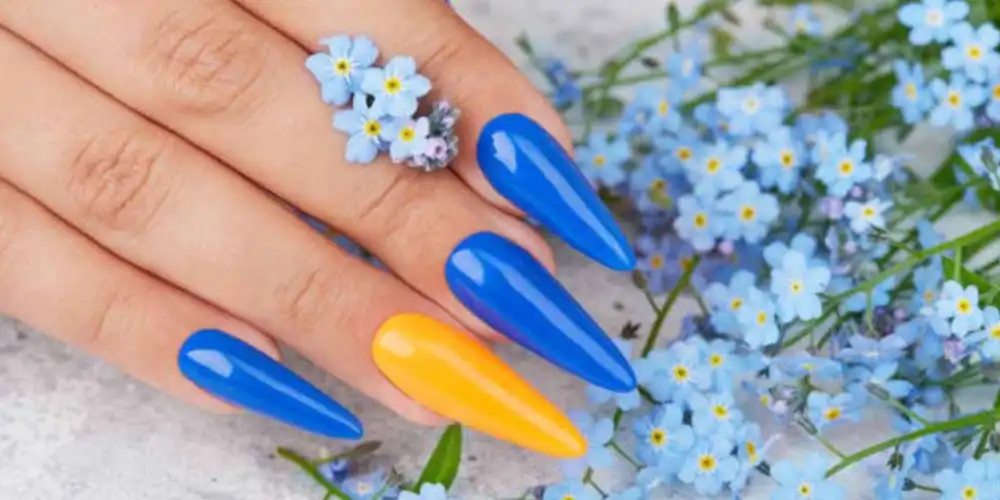 همه چیز درباره کاشت ناخن با ژل